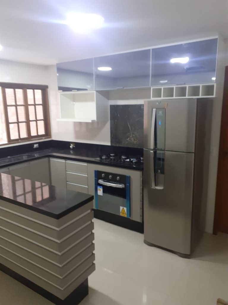 Cozinha em planejada e formato “U”